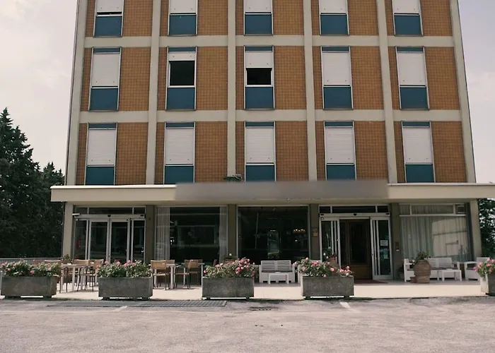 Grifone 3* פרוג'ה